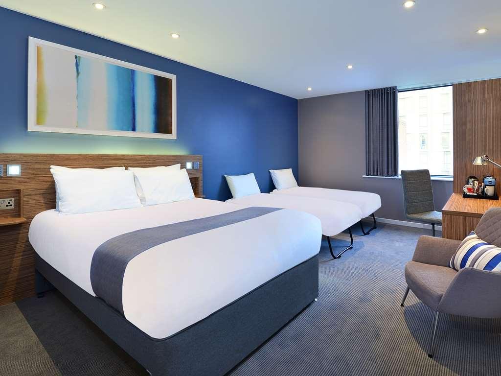 Travelodge Birmingham Central Bull Ring Δωμάτιο φωτογραφία