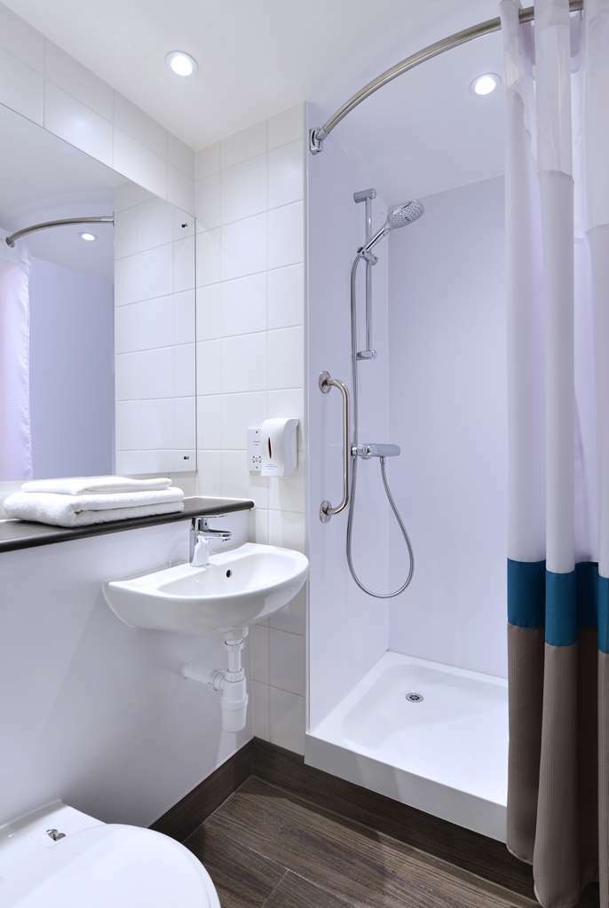 Travelodge Birmingham Central Bull Ring Δωμάτιο φωτογραφία